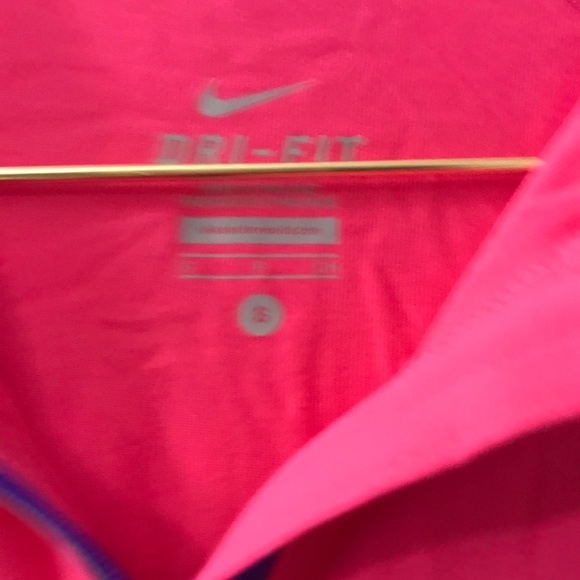 Nike Dri-fit half zip pullover - Picture 2 of 3